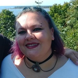 Meet your Posher, Virginia